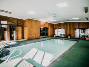 Image of indoor pool at Golden Grain Motor Inn